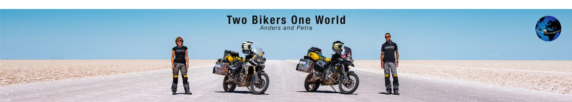 Two Bikers One World — Anders and Petra on the Salar de Uyuni